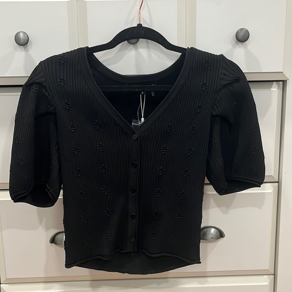 Black Cropped Cardigan with Puff short sleeves